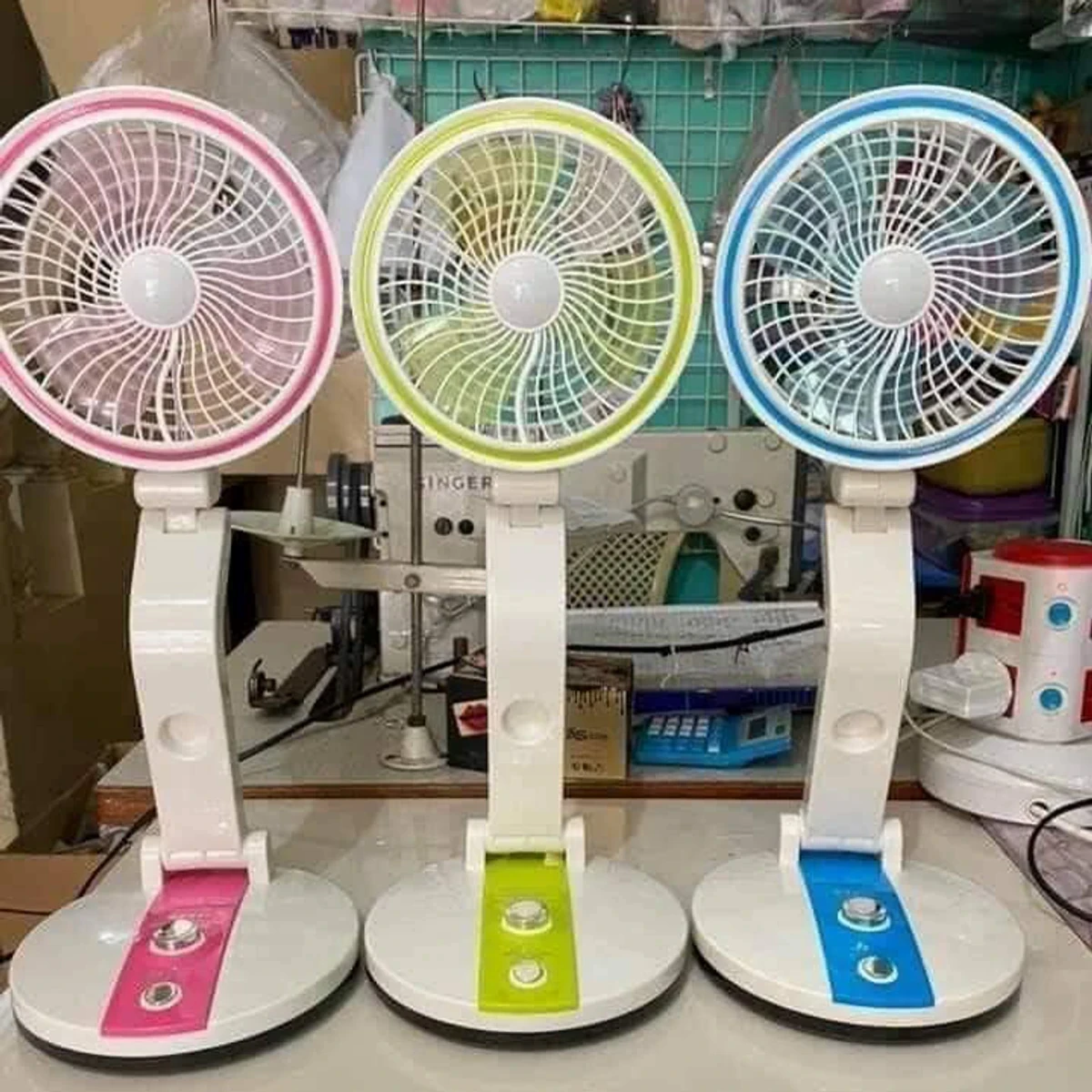 RECHARGEABLE & FOLDABLE FAN WITH LIGHT